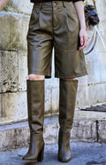 eva broek lederlook