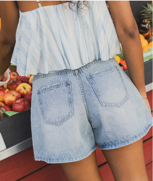 Lola short